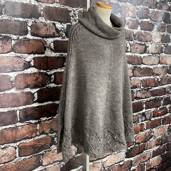 Iperico Sweater Shawl NWT Brown Knit Turtleneck Italy One Size - Picture 5 of 12